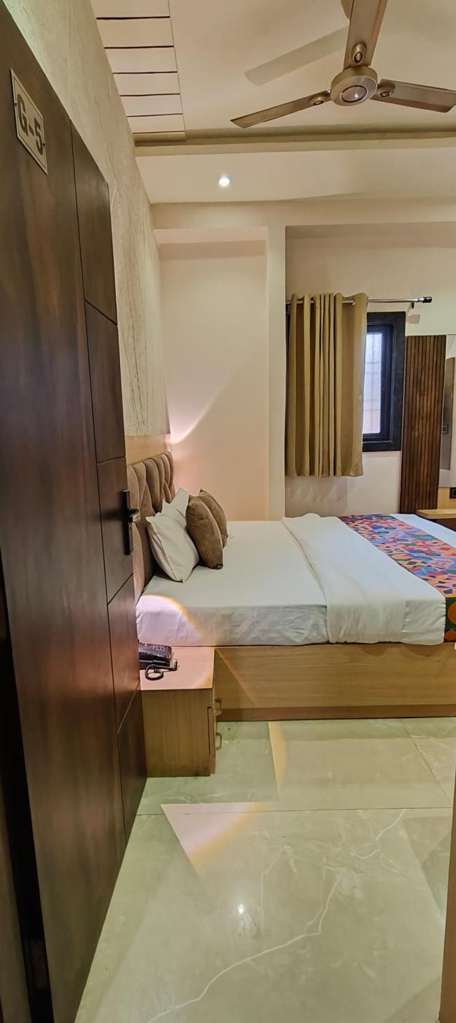 Hotel Ambika Dx Gwalijar Zewnętrze zdjęcie
