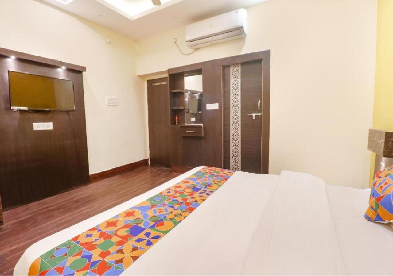 Hotel Ambika Dx Gwalijar Zewnętrze zdjęcie